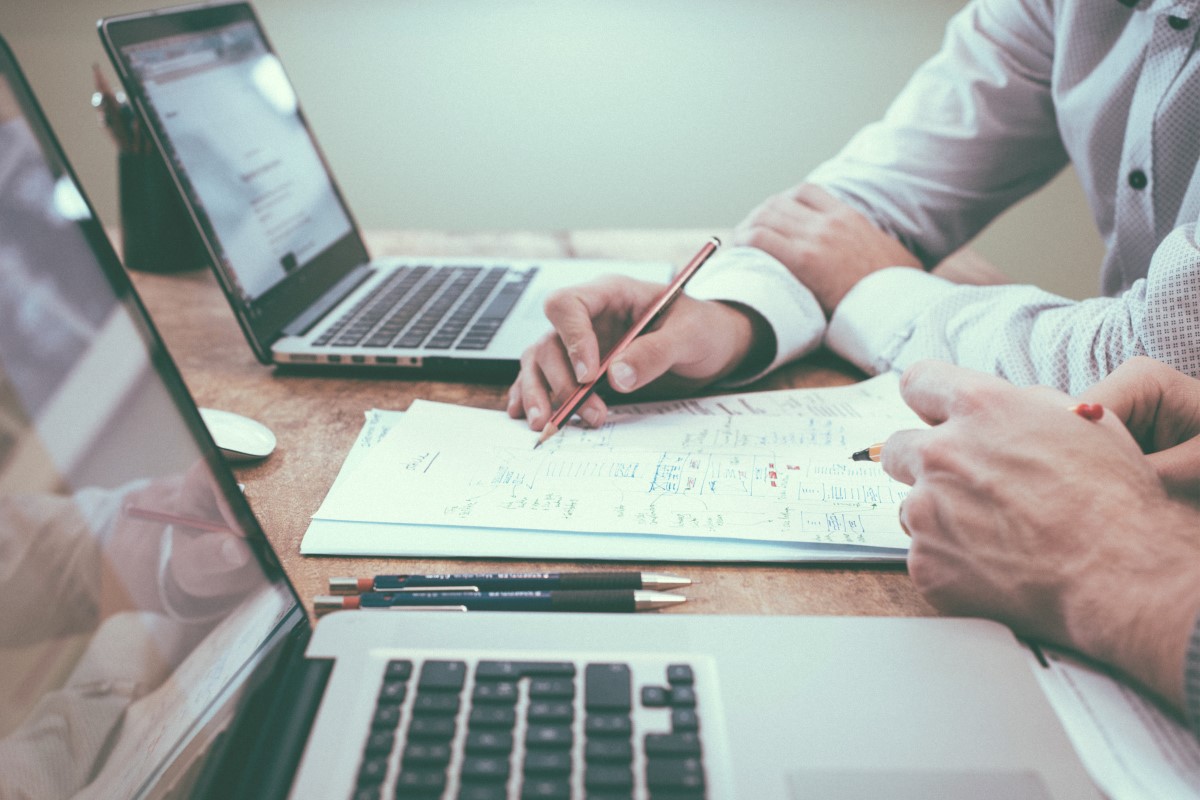 company-accounting-custom